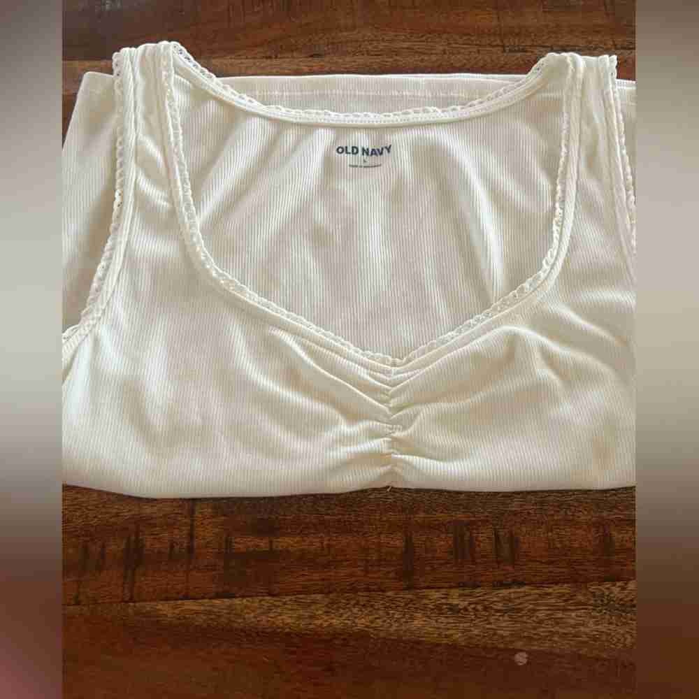 White Sleeveless Top with Lace Trim - Picture 2 of 2